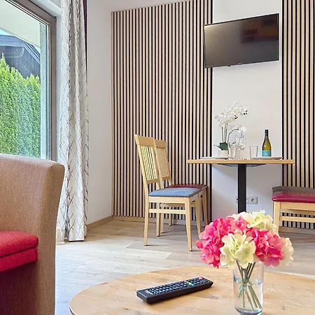 Lejlighed Alpenchalet By Interhome Zell am See